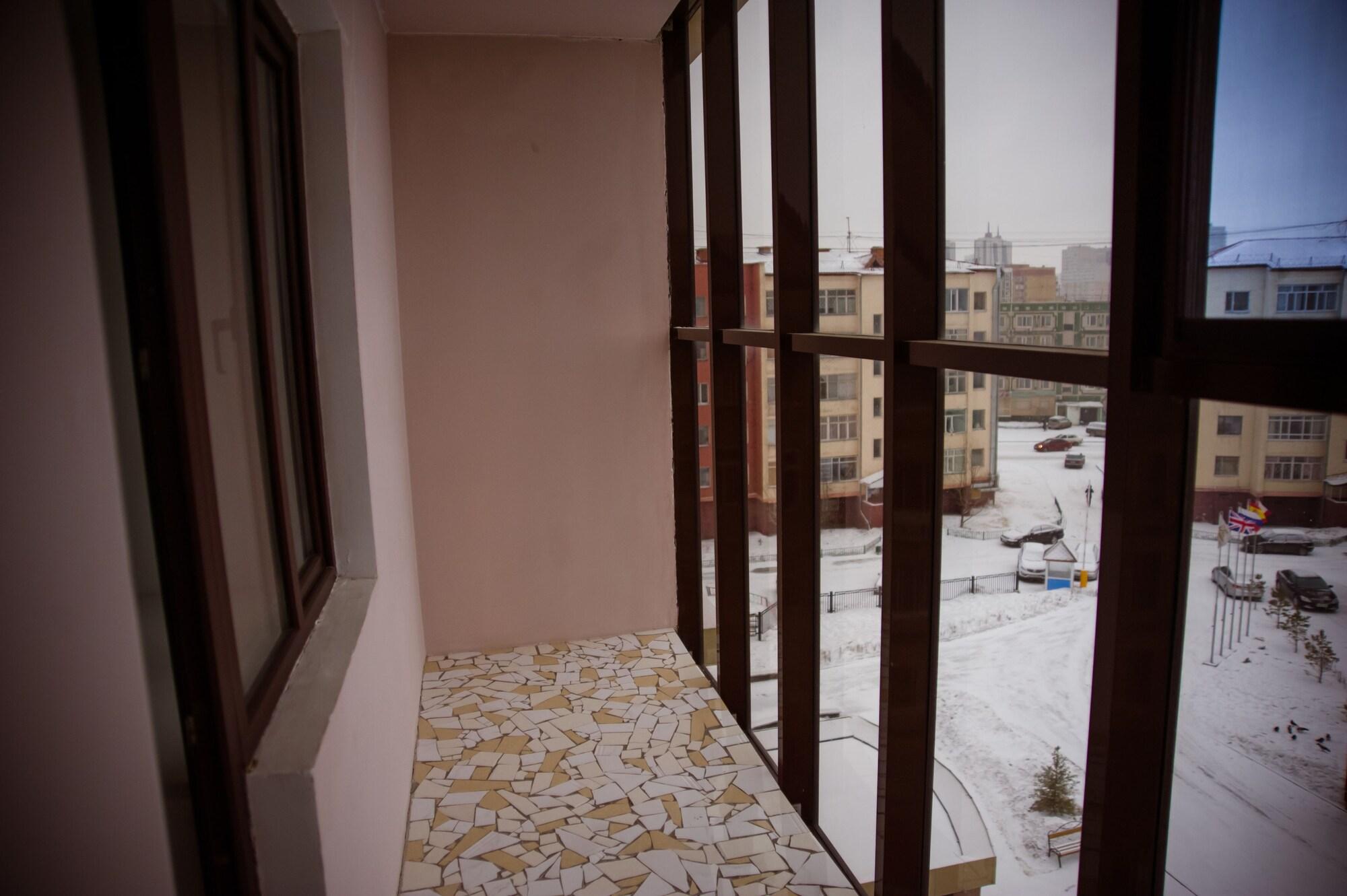 Hotel Goldman Empire à Astana Extérieur photo