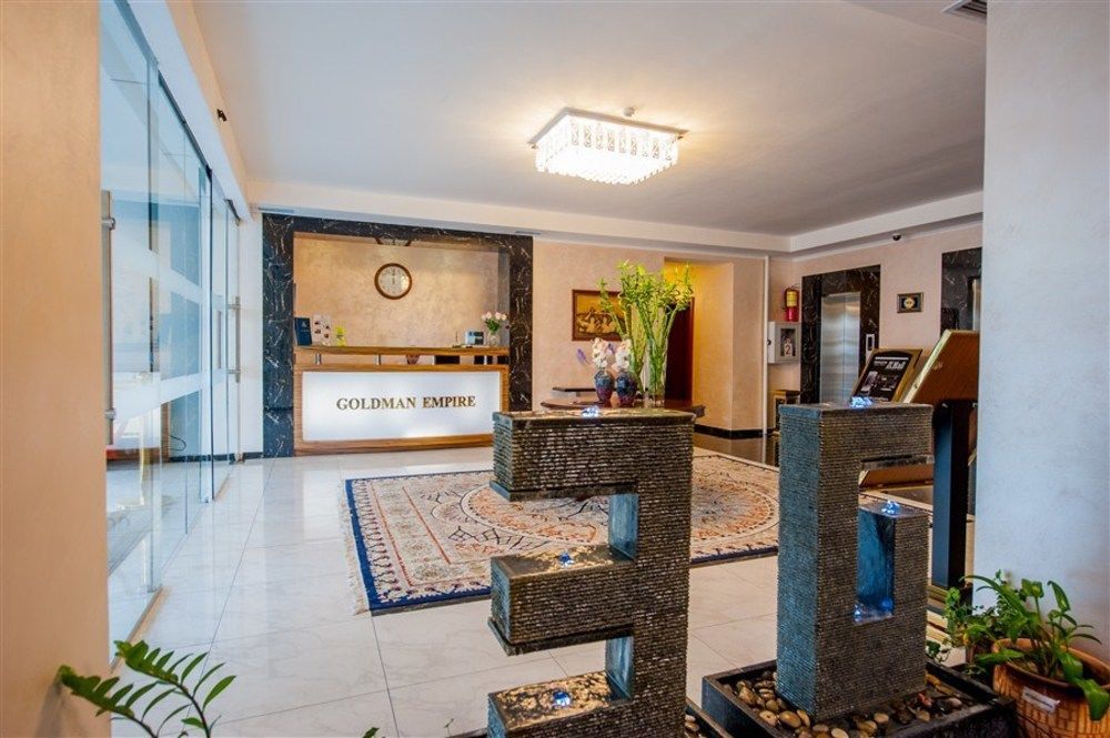 Hotel Goldman Empire à Astana Extérieur photo